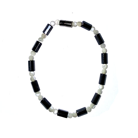 21cm Magnetic Bracelet (Magnetic Catch) - Hex Design - in Moonstone
